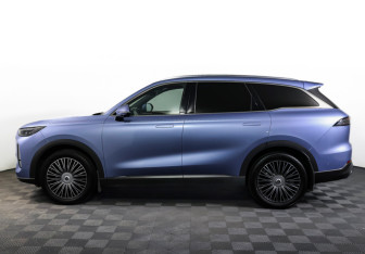 Подержанный автомобиль Chery Tiggo 9 2024 года (8 фото)