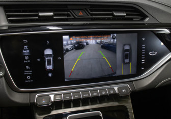 Подержанный автомобиль Geely Atlas Pro 2022 года (22 фото)