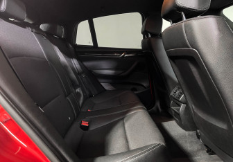 Подержанный автомобиль BMW X4 2016 года (14 фото)
