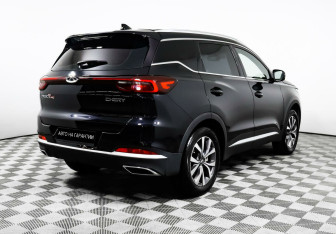 Подержанный автомобиль Chery Tiggo 7 Pro 2022 года (5 фото)