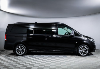 Подержанный автомобиль Mercedes-Benz Vito 2020 года (4 фото)