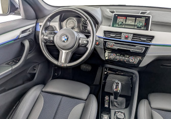 Подержанный автомобиль BMW X1 2020 года (29 фото)