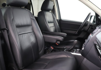 Подержанный автомобиль Land Rover Freelander 2012 года (16 фото)