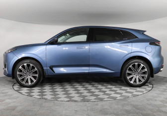 Подержанный автомобиль Changan UNI-K 2023 года (8 фото)