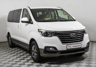 Подержанный автомобиль Hyundai H-1 2019 года (3 фото)