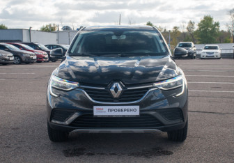 Подержанный автомобиль Renault Arkana 2021 года (2 фото)