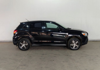 Подержанный автомобиль Mitsubishi ASX 2011 года (4 фото)