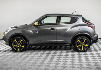 Подержанный автомобиль Nissan Juke 2014 года (8 фото)