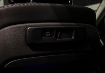 Подержанный автомобиль BMW X7 2020 года (13 фото)