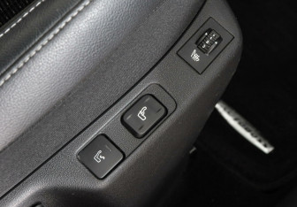 Подержанный автомобиль Citroen C4 Hatchback 2012 года (7 фото)