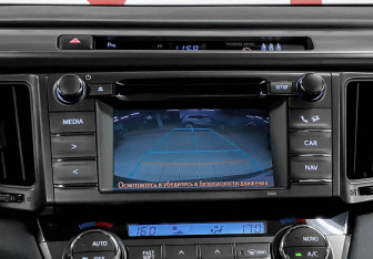 Подержанный автомобиль Toyota RAV4 2014 года (14 фото)