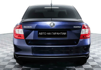 Подержанный автомобиль Skoda Rapid Liftback 2016 года (6 фото)