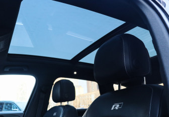 Подержанный автомобиль Volkswagen Touareg 2019 года (16 фото)