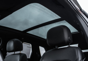 Подержанный автомобиль Volkswagen Touareg 2019 года (16 фото)