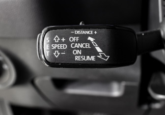 Подержанный автомобиль Skoda Karoq 2020 года (25 фото)