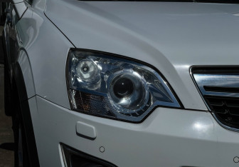 Подержанный автомобиль Opel Antara 2014 года (17 фото)