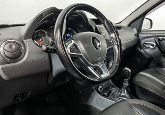 Подержанный автомобиль Renault Duster 2020 года (13 фото)