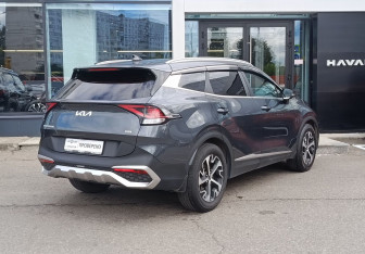 Подержанный автомобиль Kia Sportage 2022 года (5 фото)
