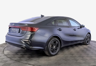 Подержанный автомобиль Kia Cerato Sedan 2020 года (5 фото)