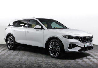 Подержанный автомобиль Voyah Free 2022 года (3 фото)