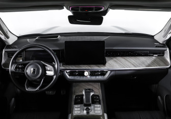 Подержанный автомобиль Tank 500 2023 года (17 фото)