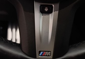 Подержанный автомобиль BMW X6 2020 года (22 фото)