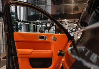 Подержанный автомобиль LiXiang L7 2024 года (22 фото)