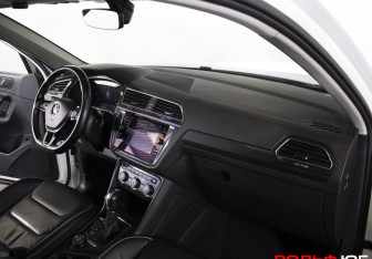 Подержанный автомобиль Volkswagen Tiguan 2018 года (8 фото)