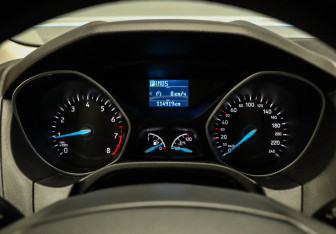 Подержанный автомобиль Ford Focus Hatchback 2017 года (15 фото)