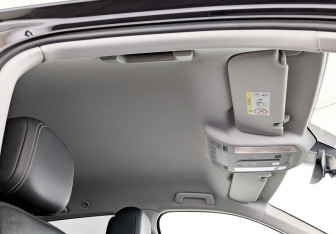 Подержанный автомобиль Volkswagen Touareg 2018 года (23 фото)