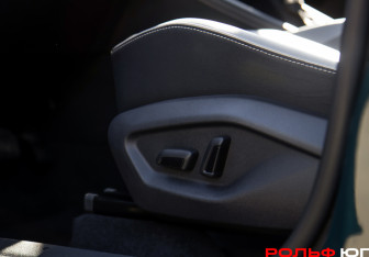 Подержанный автомобиль Jetta VS7 2023 года (13 фото)