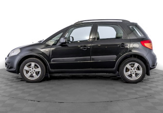 Подержанный автомобиль Suzuki SX4 Hatchback 2011 года (8 фото)