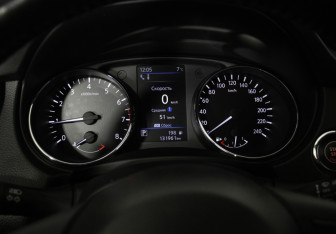 Подержанный автомобиль Nissan Qashqai 2020 года (12 фото)