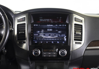 Подержанный автомобиль Mitsubishi Pajero 2021 года (14 фото)