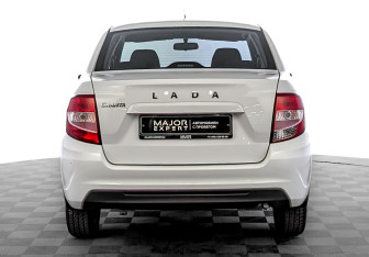 Подержанный автомобиль LADA (ВАЗ) Granta Sedan 2023 года (6 фото)