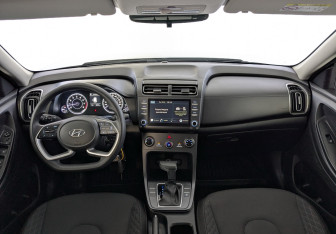 Подержанный автомобиль Hyundai Creta 2021 года (14 фото)
