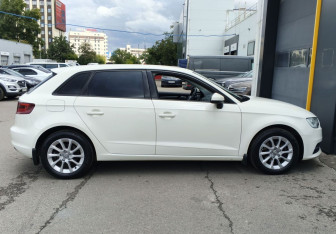 Подержанный автомобиль Audi A3 Hatchback 2013 года (4 фото)