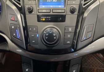 Подержанный автомобиль Hyundai i40 Wagon 2015 года (17 фото)