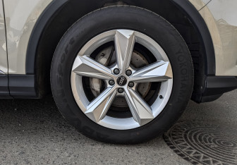 Подержанный автомобиль Audi Q7 2021 года (18 фото)