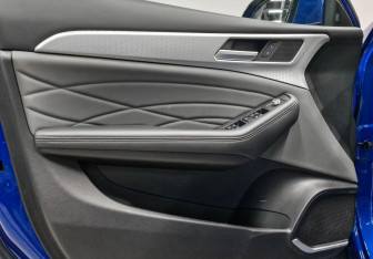 Подержанный автомобиль Haval F7x 2022 года (19 фото)