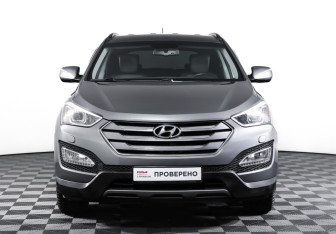 Подержанный автомобиль Hyundai Santa Fe 2014 года (2 фото)