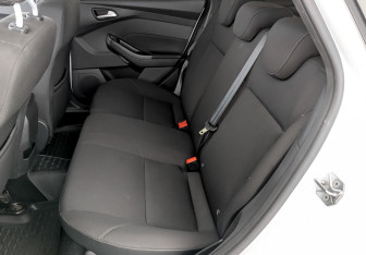 Подержанный автомобиль Ford Focus Hatchback 2018 года (12 фото)