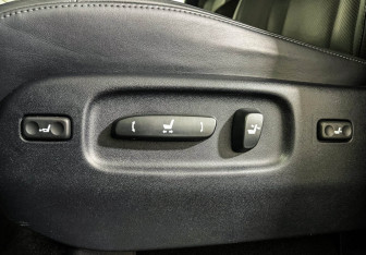 Подержанный автомобиль Lexus LX 2019 года (18 фото)