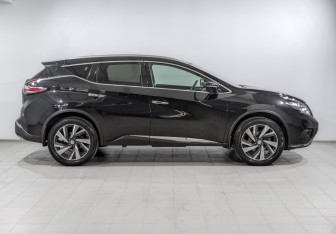 Подержанный автомобиль Nissan Murano Suv 2019 года (4 фото)