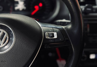 Подержанный автомобиль Volkswagen Polo Sedan 2016 года (13 фото)