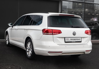 Подержанный автомобиль Volkswagen Passat Wagon 2018 года (6 фото)