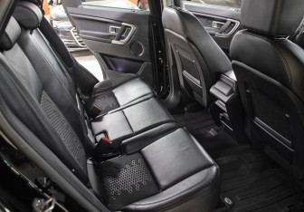 Подержанный автомобиль Land Rover Discovery Sport 2019 года (12 фото)
