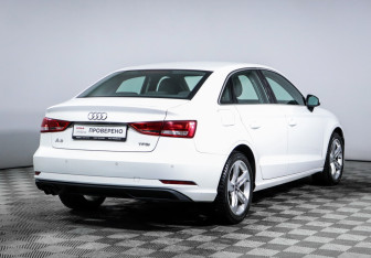 Подержанный автомобиль Audi A3 Sedan 2016 года (5 фото)
