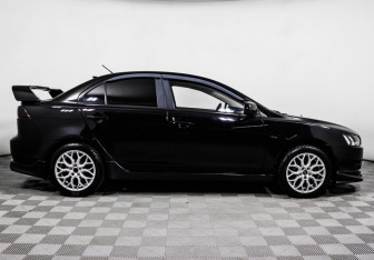 Подержанный автомобиль Mitsubishi Lancer Sedan 2007 года (4 фото)
