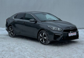 Подержанный автомобиль Kia Cerato Sedan 2020 года (3 фото)